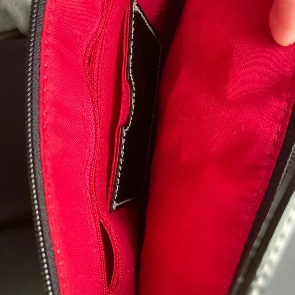 Isaac mizrahi black mini leather purse